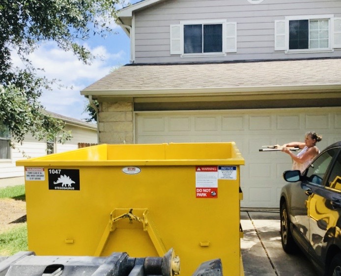 2 Dumpster Rental in Barton Hills Dumposaurus