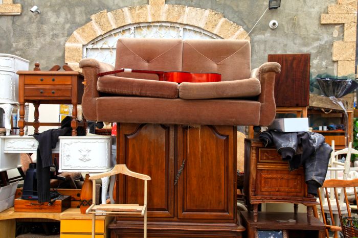 old-furniture